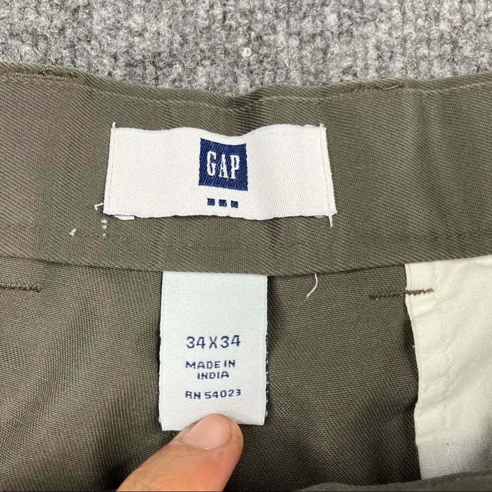 GAP Khaki Slacks like‎ new 34/34 Flat Front Grey Mens